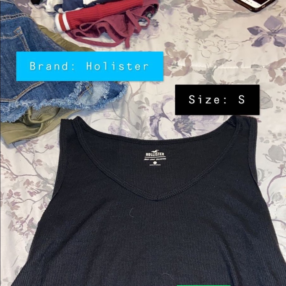 holister loose shirt